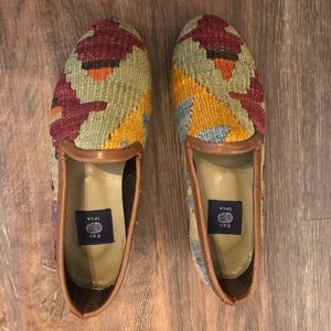 Res Ipsa Women’s Shoes